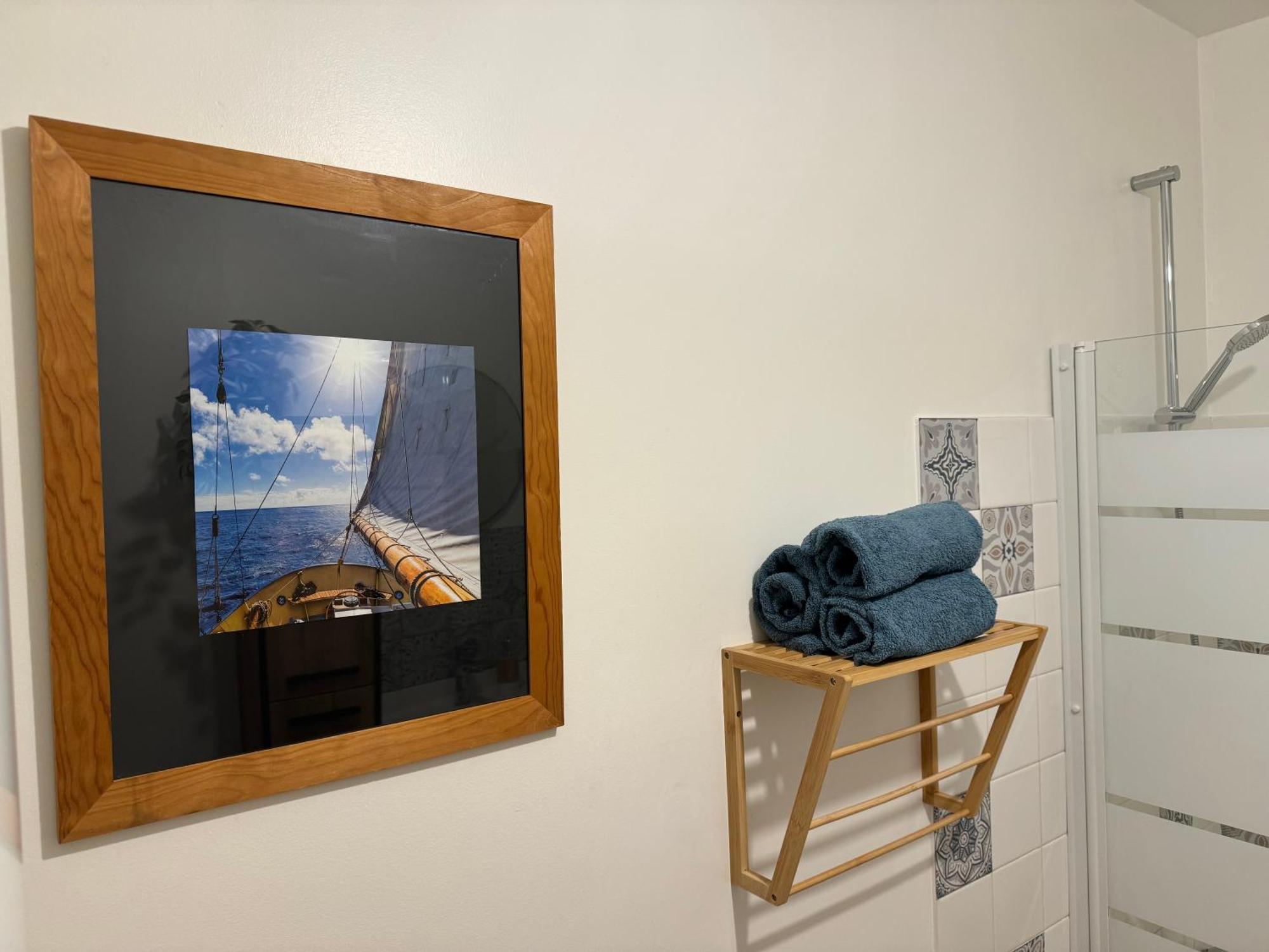 Appartement 32 M2 Intra Muros - Wifi - Netflix - Bureau Avignon Eksteriør bilde